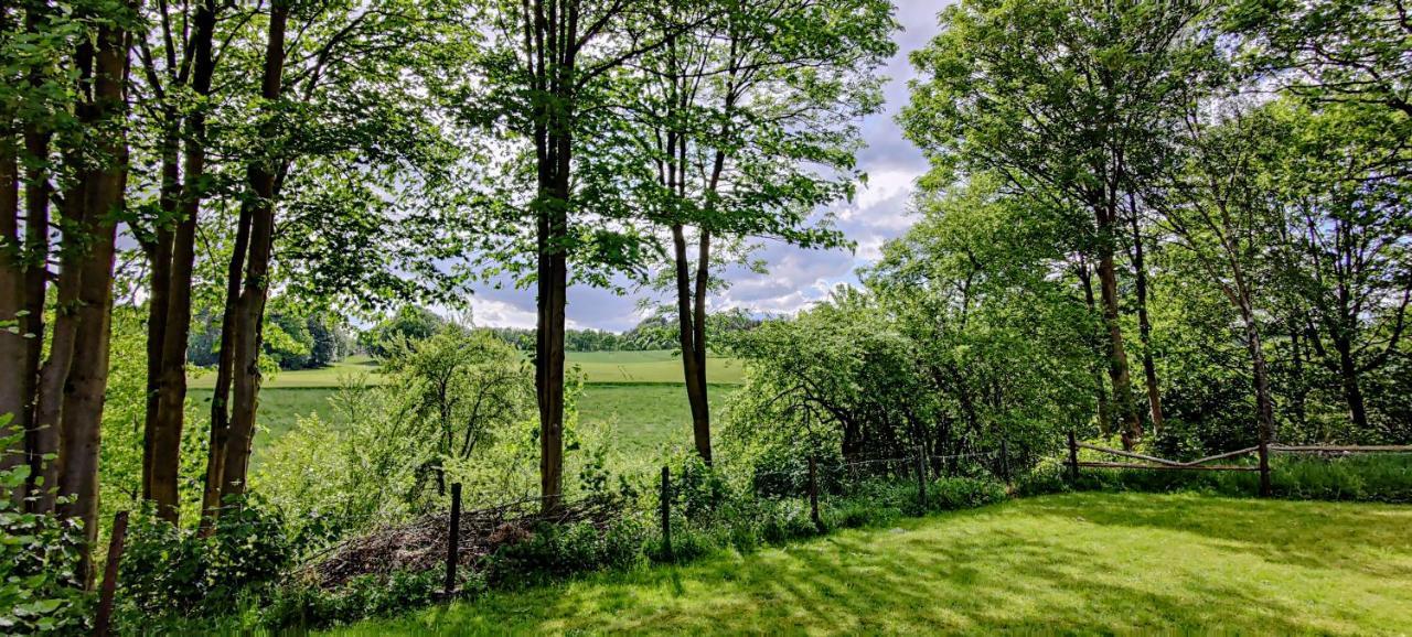 Inikama - Bohemian Apartment Im Gruenen Rosengarten  Bagian luar foto